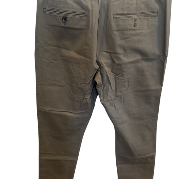Mens Old Navy ultimate slim pants size 30x30 Grey/Brown - Picture 2 of 3
